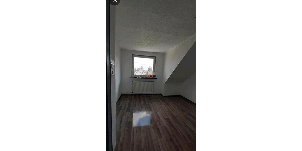Dachgeschoßwohnung Barsinghausen - 3 Zimmer, 65 m&sup2;, 800&euro; | Angebot:25898867