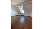 Dachgeschoßwohnung Duisburg Duisburg-Mitte - 2 Zimmer, 31 m&sup2;, 290&euro; | Angebot:26237027