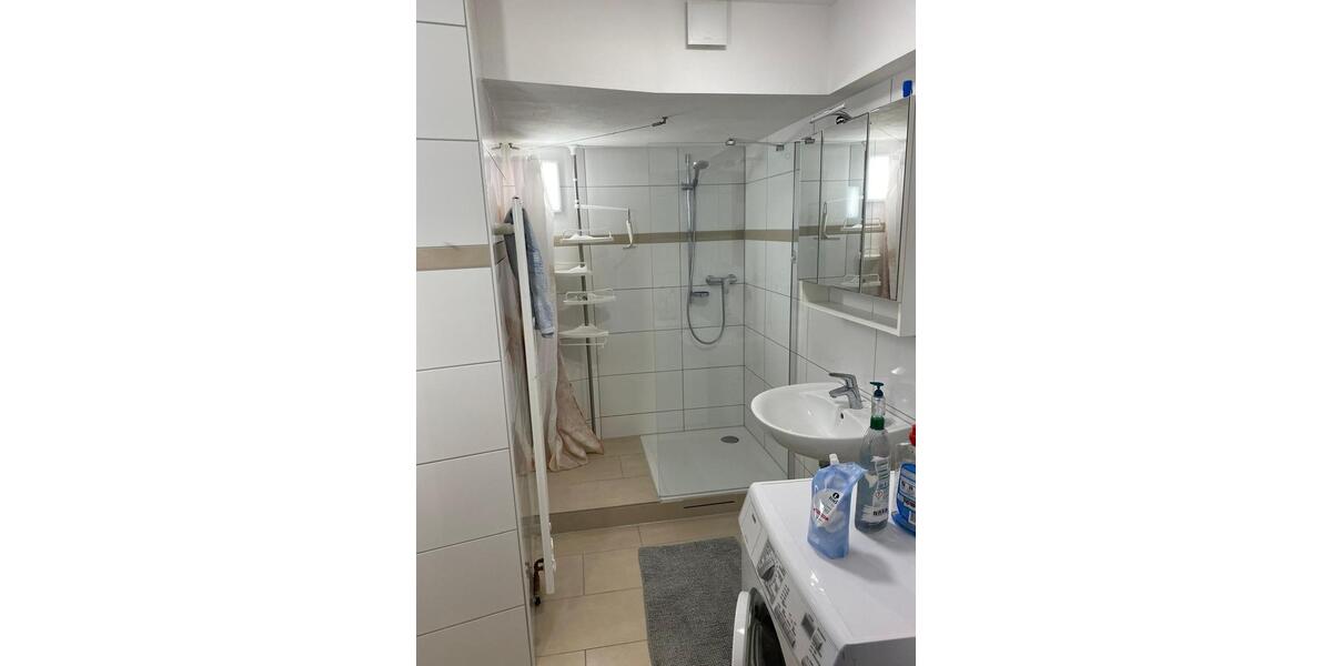 Wohnen auf Zeit Mosbach - 20 Zimmer, 50 m&sup2;, 350&euro; | Angebot:26634812