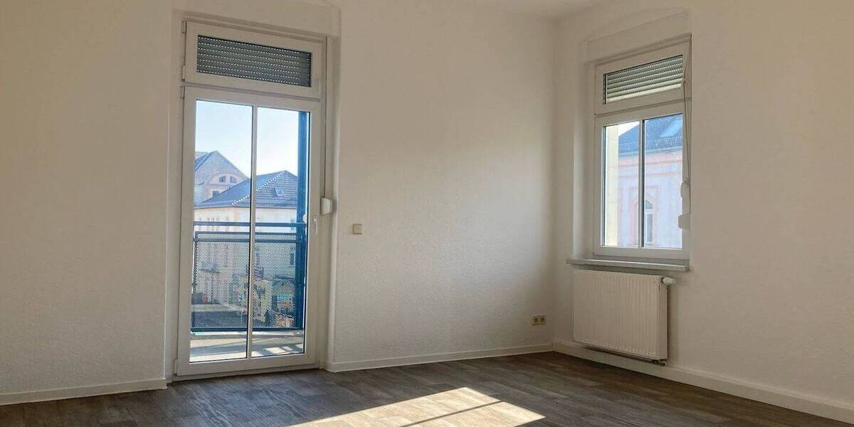 Etagenwohnung Döbeln - 2 Zimmer, 71 m&sup2;, 319&euro; | Angebot:26841874