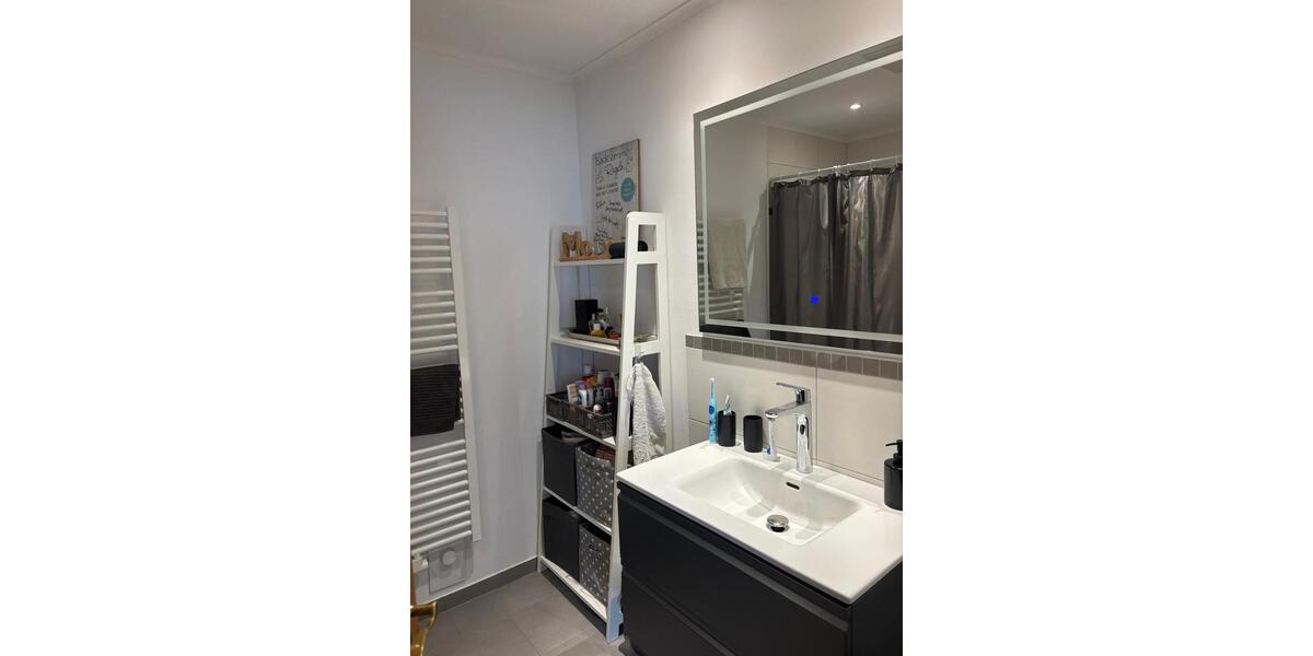 Doppelhaushälfte Neukirchen - 3 Zimmer, 83 m&sup2;, 900&euro; | Angebot:26618519