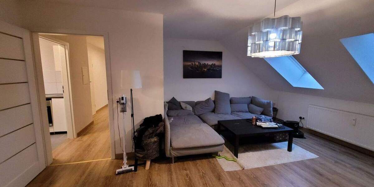 Etagenwohnung Giebelstadt - 3 Zimmer, 82 m&sup2;, 695&euro; | Angebot:26657142