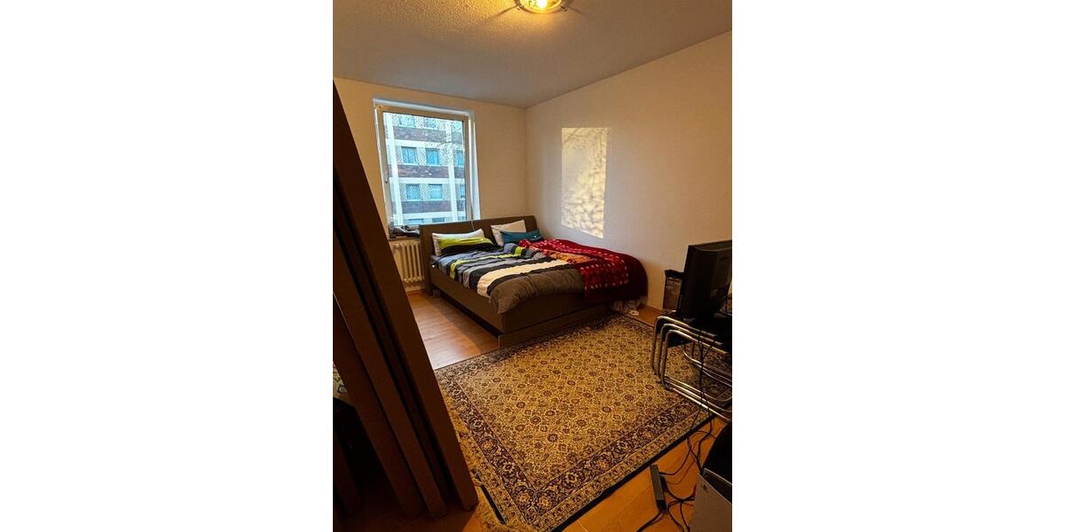 Etagenwohnung Leverkusen - 2 Zimmer, 87 m&sup2;, 800&euro; | Angebot:24796041