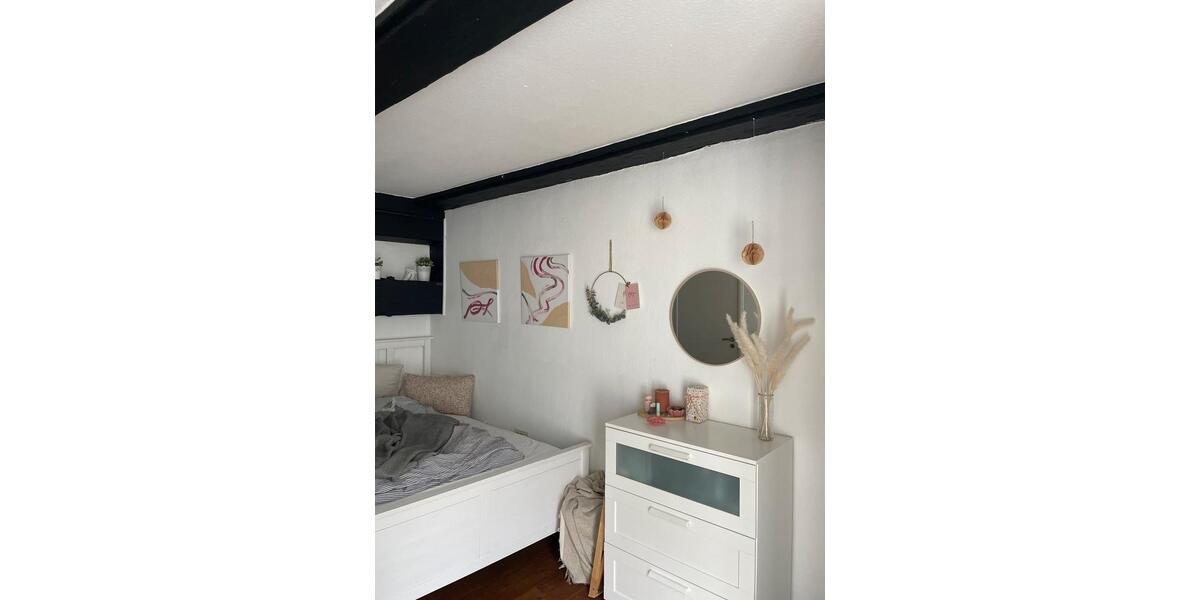 Etagenwohnung Flensburg - 1 Zimmer, 14 m&sup2;, 383&euro; | Angebot:26663489