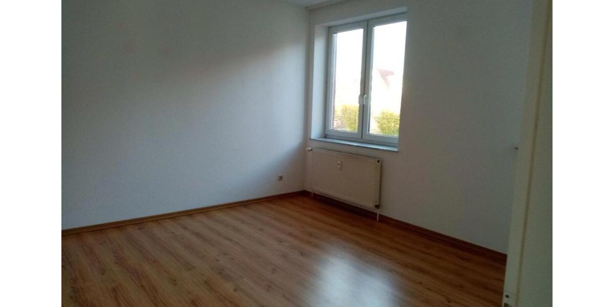 Etagenwohnung Crivitz - 2 Zimmer, 64 m&sup2;, 698&euro; | Angebot:12330289