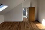 Dachgeschoßwohnung Kleinmachnow - 2 Zimmer, 43 m&sup2;, 929&euro; | Angebot:26096108