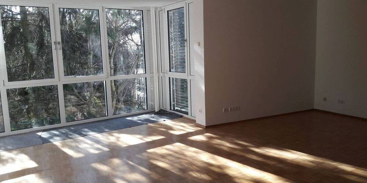 Etagenwohnung Dresden Bühlau/Weißer Hirsch - 4 Zimmer, 125 m&sup2;, 1.300&euro; | Angebot:26778588