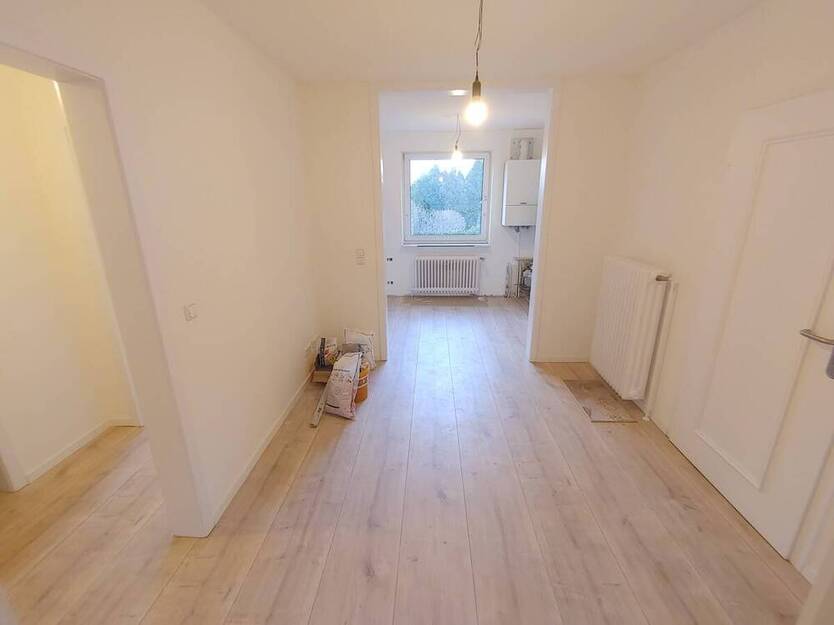 Wohnen am Waldrand: Sanierte 3-Zi.-Wohnung mit Süd-Terrasse in Lübeck-St. Gertrud, Tesdorpfstraße