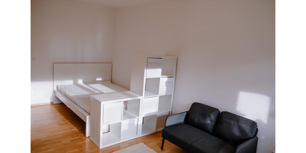 Helle möblierte Einzimmerwohnung (Perfekt für Pendler) 1 zimmer