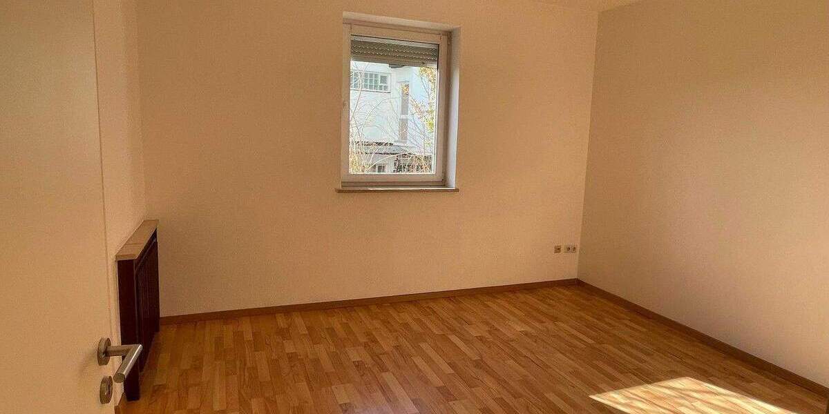 Terrassenwohnung Burgkunstadt Weidnitz - 4 Zimmer, 150 m&sup2;, 1.100&euro; | Angebot:25867246