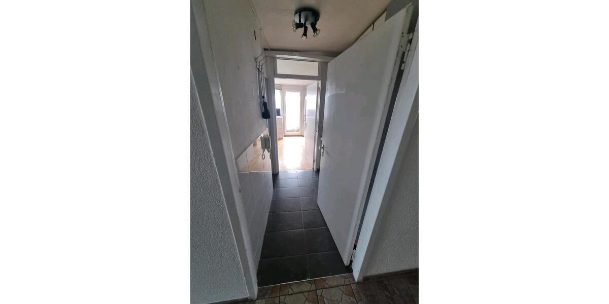 Etagenwohnung Sindelfingen Eichholz - 1 Zimmer, 25 m&sup2;, 750&euro; | Angebot:24840712