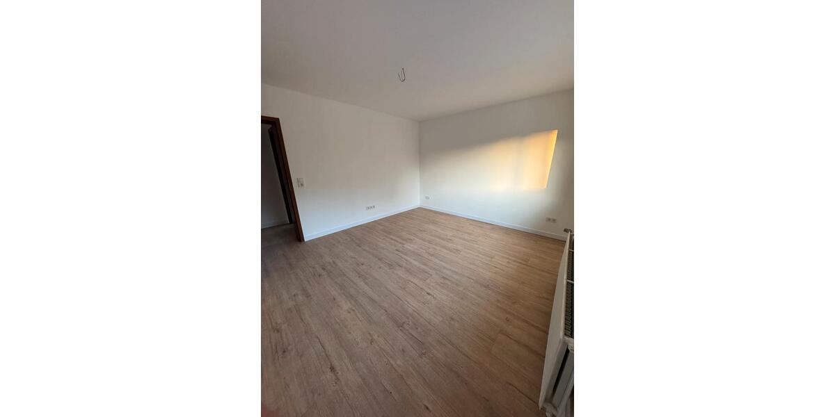 Etagenwohnung Stadtallendorf - 4 Zimmer, 70 m&sup2;, 1.150&euro; | Angebot:25933543