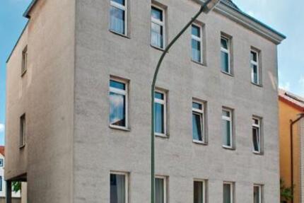 Frisch renovierte 2,5 Zimmer-Wohung!