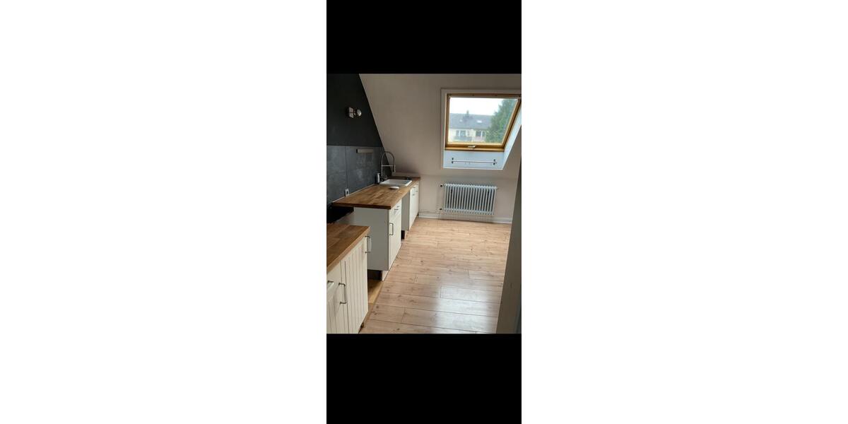 Dachgeschoßwohnung Wuppertal Elberfeld - 3 Zimmer, 69 m&sup2;, 635&euro; | Angebot:26337683
