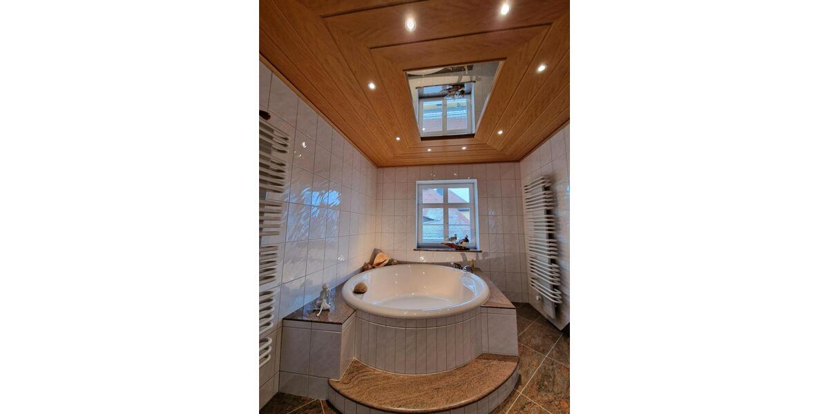 Etagenwohnung Bautzen - 4 Zimmer, 152 m&sup2;, 1.100&euro; | Angebot:24766861