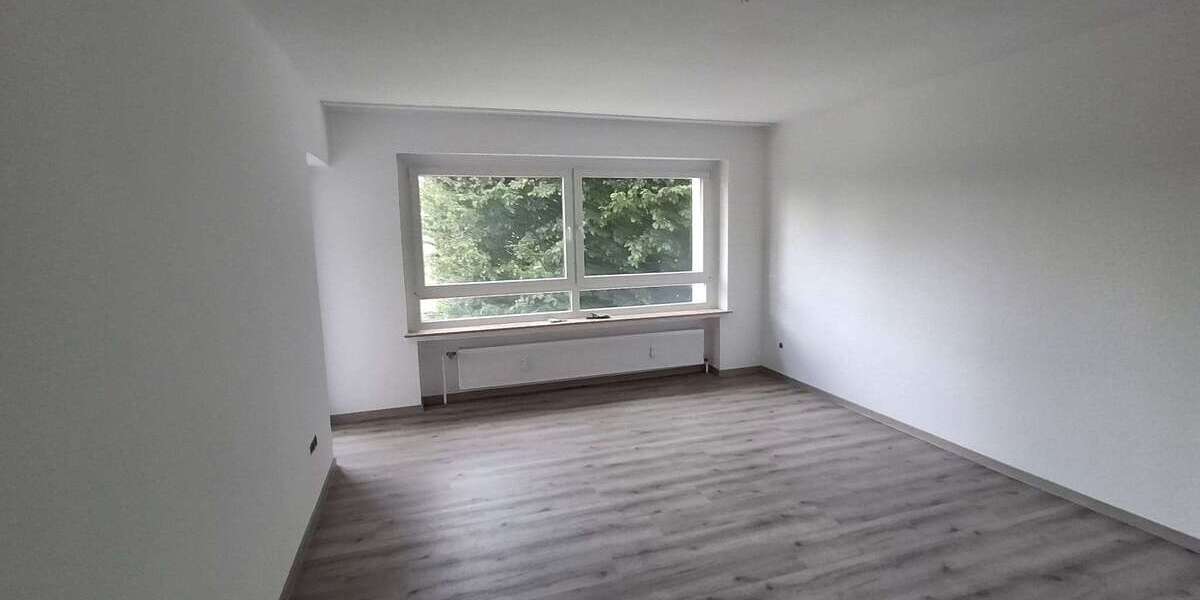 Etagenwohnung Siegen - 4 Zimmer, 86 m&sup2;, 671&euro; | Angebot:27279728
