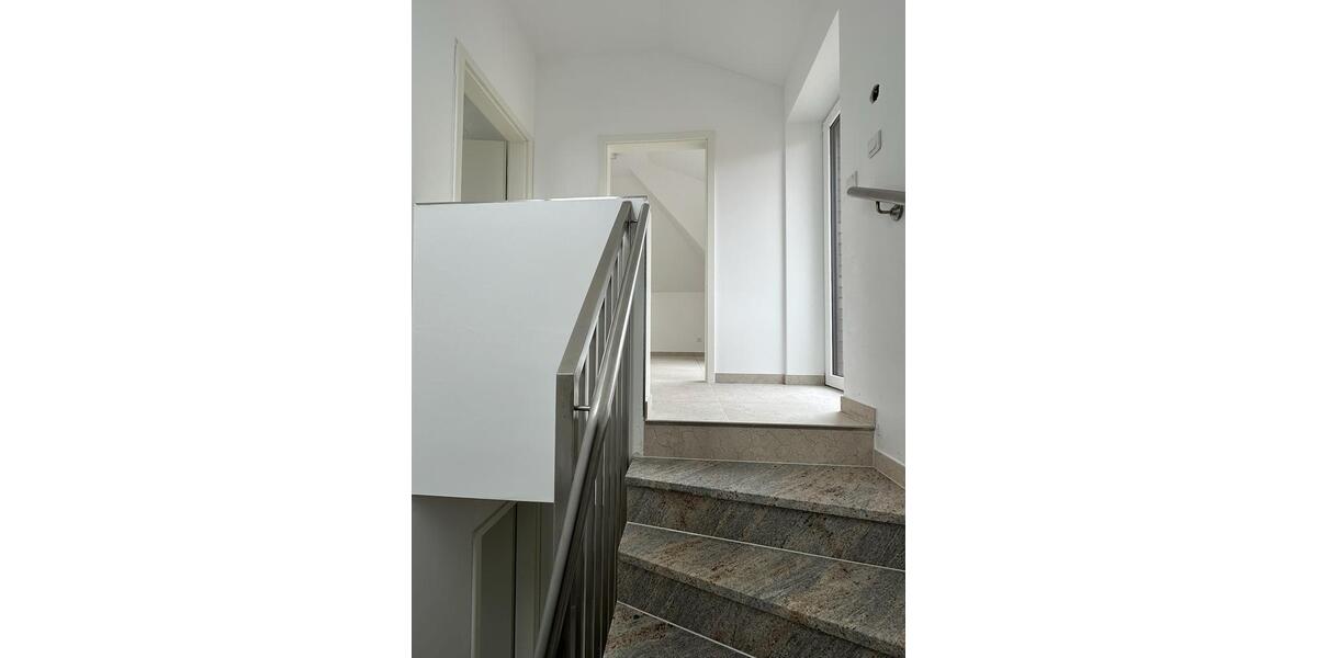 Terrassenwohnung Uelzen - 4 Zimmer, 110 m&sup2;, 1.700&euro; | Angebot:26611295