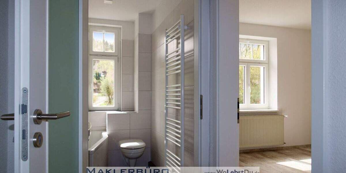 Etagenwohnung Greiz - 3 Zimmer, 82 m&sup2;, 599&euro; | Angebot:25678434