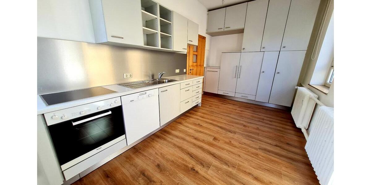 Erdgeschoßwohnung Bad Hersfeld - 2 Zimmer, 60 m&sup2;, 618&euro; | Angebot:26619781