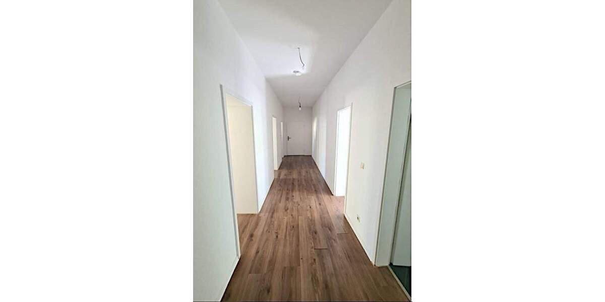 Etagenwohnung Chemnitz Sonnenberg - 5 Zimmer, 134 m&sup2;, 820&euro; | Angebot:26305852