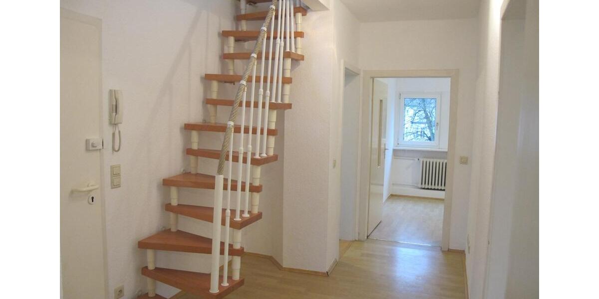 Dachgeschoßwohnung Gelsenkirchen - 3.5 Zimmer, 89 m&sup2;, 844&euro; | Angebot:24704179