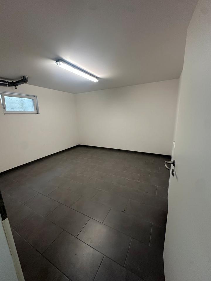 3 1|2 Zimmer Wohnung + Balkon in Rödelsee 100qm
