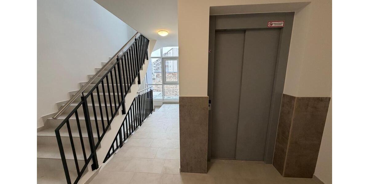 Dachgeschoßwohnung Berlin Treptow-Köpenick - 2 Zimmer, 65 m&sup2;, 1.430&euro; | Angebot:22987353