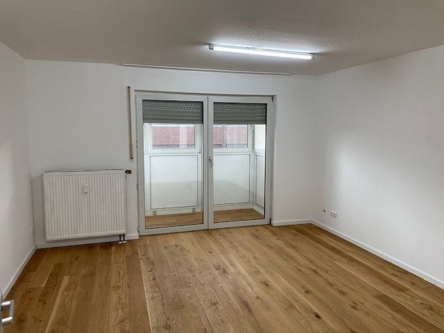 2-Zimmer-Wohnung (mit Wintergarten und Tiefgaragenstellplatz)