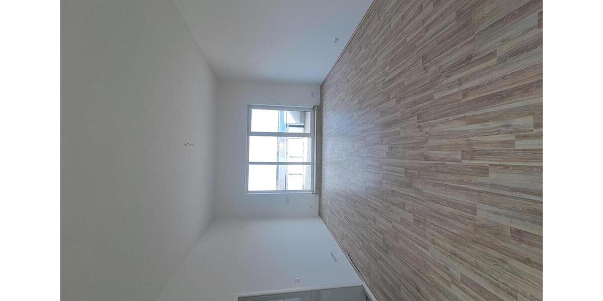 Dachgeschoßwohnung Bitterfeld-Wolfen Bitterfeld - 3 Zimmer, 116 m&sup2;, 1.499&euro; | Angebot:25991447