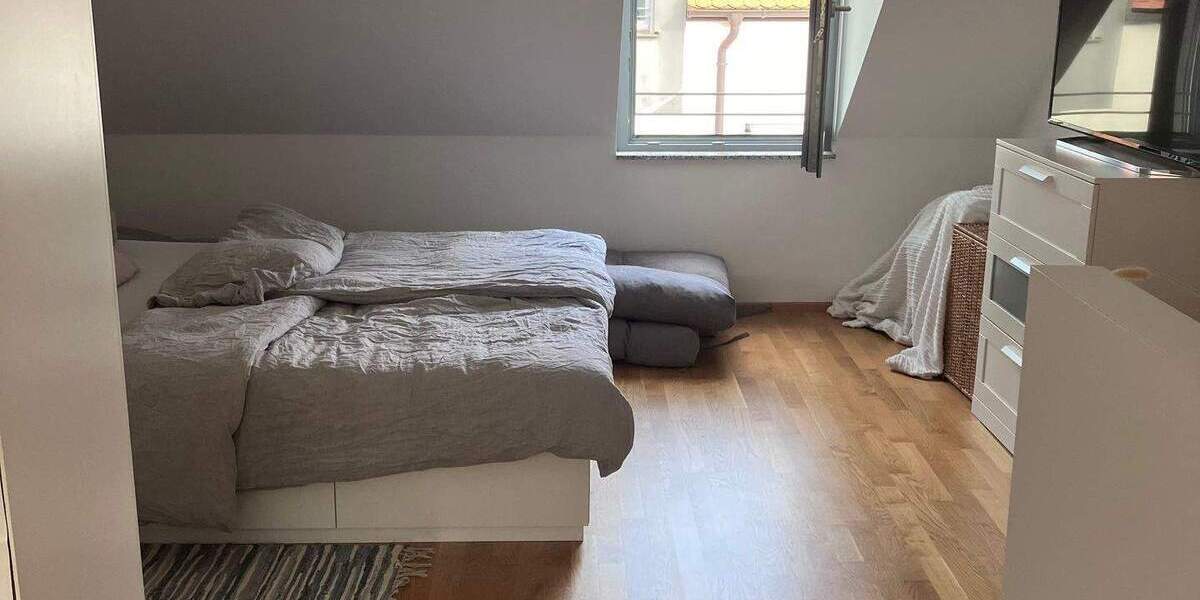 Etagenwohnung Erlangen Innenstadt - 2 Zimmer, 51 m&sup2;, 900&euro; | Angebot:24386383