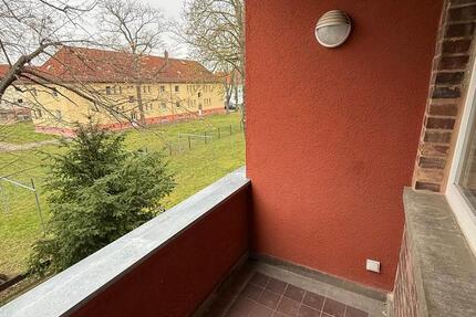 Wohnung Zwenkau - 3 Zimmer, 53 m&sup2;, 519&euro; | Angebot:26021305