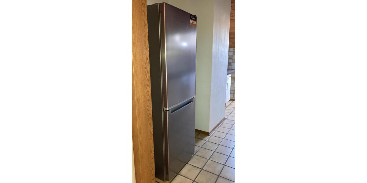 Dachgeschoßwohnung Weichering - 2 Zimmer, 85 m&sup2;, 985&euro; | Angebot:24570006