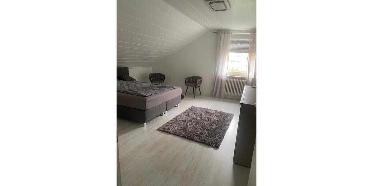 Dachgeschoßwohnung Seesen - 3 Zimmer, 85 m&sup2;, 800&euro; | Angebot:26153019