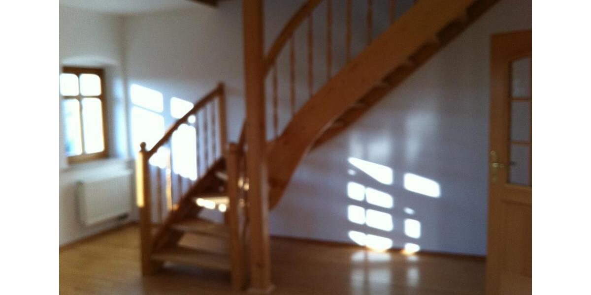 Geräumige Maisonettewohnung mit Parkettfussboden 3 zimmer