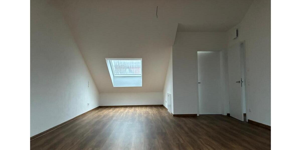 Maisonettenwohnung Kelheim - 4 Zimmer, 120 m&sup2;, 1.670&euro; | Angebot:25641017