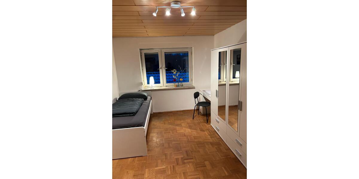 Wohnen auf Zeit Obersulm - 6 Zimmer, 120 m&sup2;, 20&euro; | Angebot:24764443