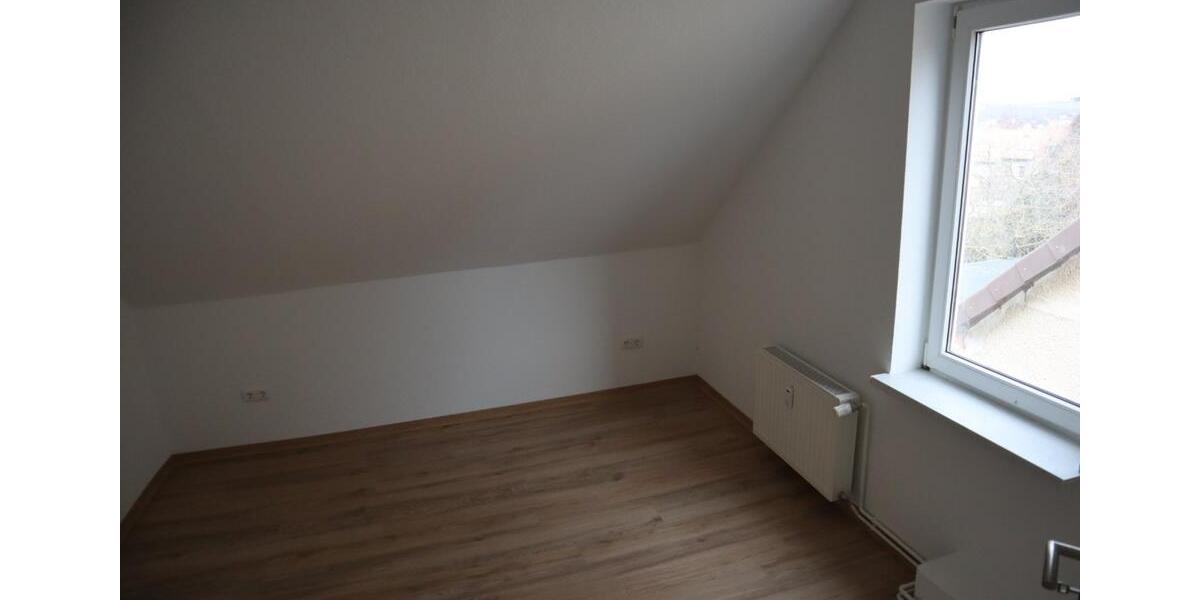 Dachgeschoßwohnung Thale - 5 Zimmer, 100 m&sup2;, 600&euro; | Angebot:25055379