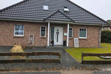 Haus Stapel - 7 Zimmer, 220 m&sup2;, 1.400&euro; | Angebot:25607090