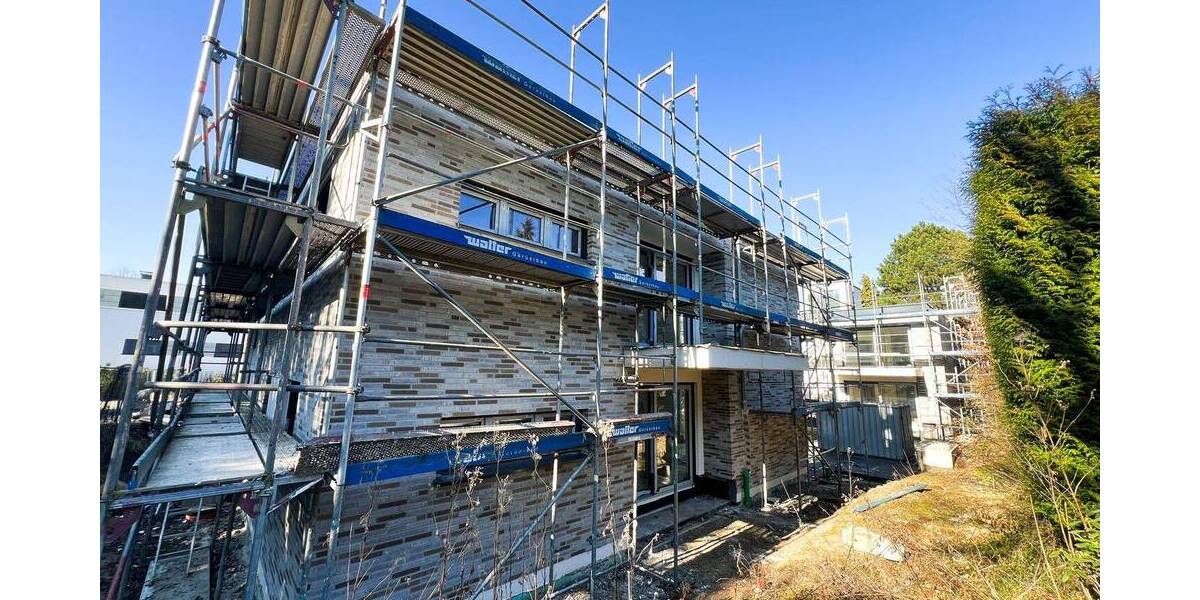 Etagenwohnung Essen / Bredeney Bredeney - 4 Zimmer, 163 m&sup2;, 3.105&euro; | Angebot:25926824