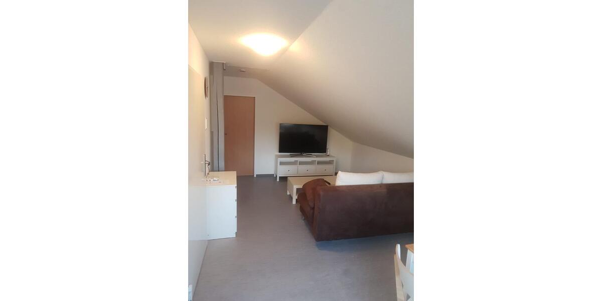 Wohnen auf Zeit Enger - 8 Zimmer, 240 m&sup2;, 20&euro; | Angebot:21097777