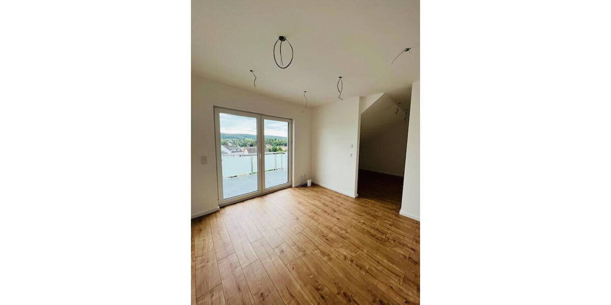 Doppelhaushälfte Rümmelsheim - 6 Zimmer, 182 m&sup2;, 2.000&euro; | Angebot:26155652