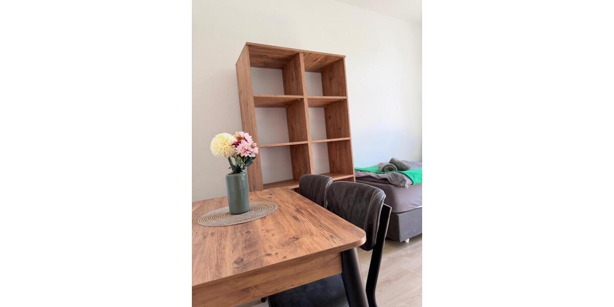 Wohnen auf Zeit Oberhausen - 4 Zimmer, 85 m&sup2;, 15&euro; | Angebot:25873528