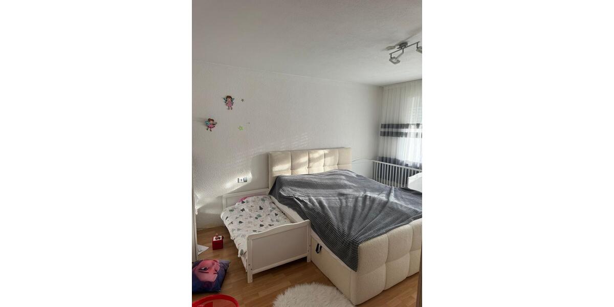 Etagenwohnung Walheim - 3 Zimmer, 63 m&sup2;, 850&euro; | Angebot:25407138