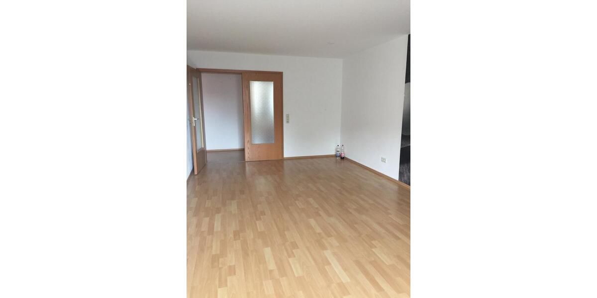 Etagenwohnung Schopfheim - 3 Zimmer, 84 m&sup2;, 900&euro; | Angebot:24787150
