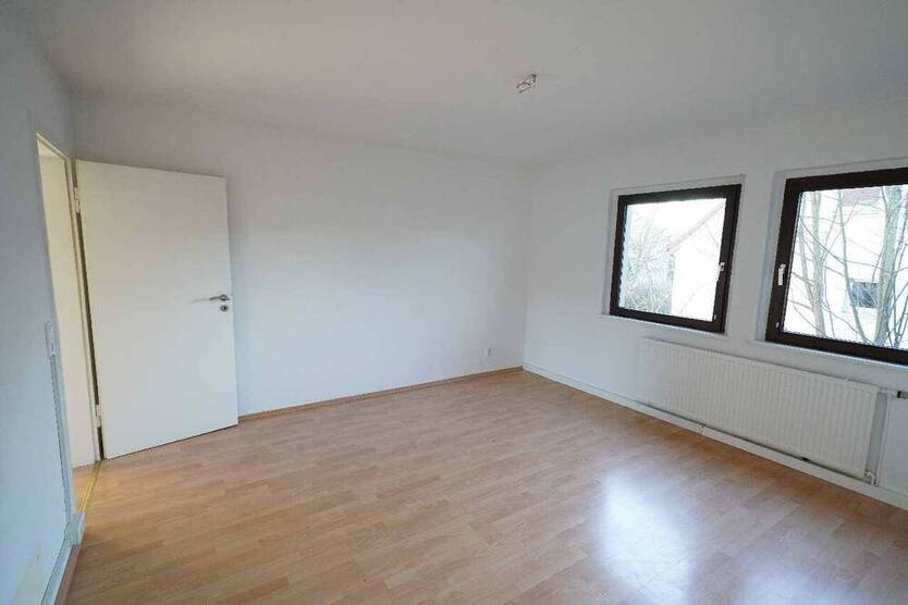 Helle 2-Zimmer-Wohnung im ersten Obergeschoss (ohne Balkon) in Ratingen-Ost!
