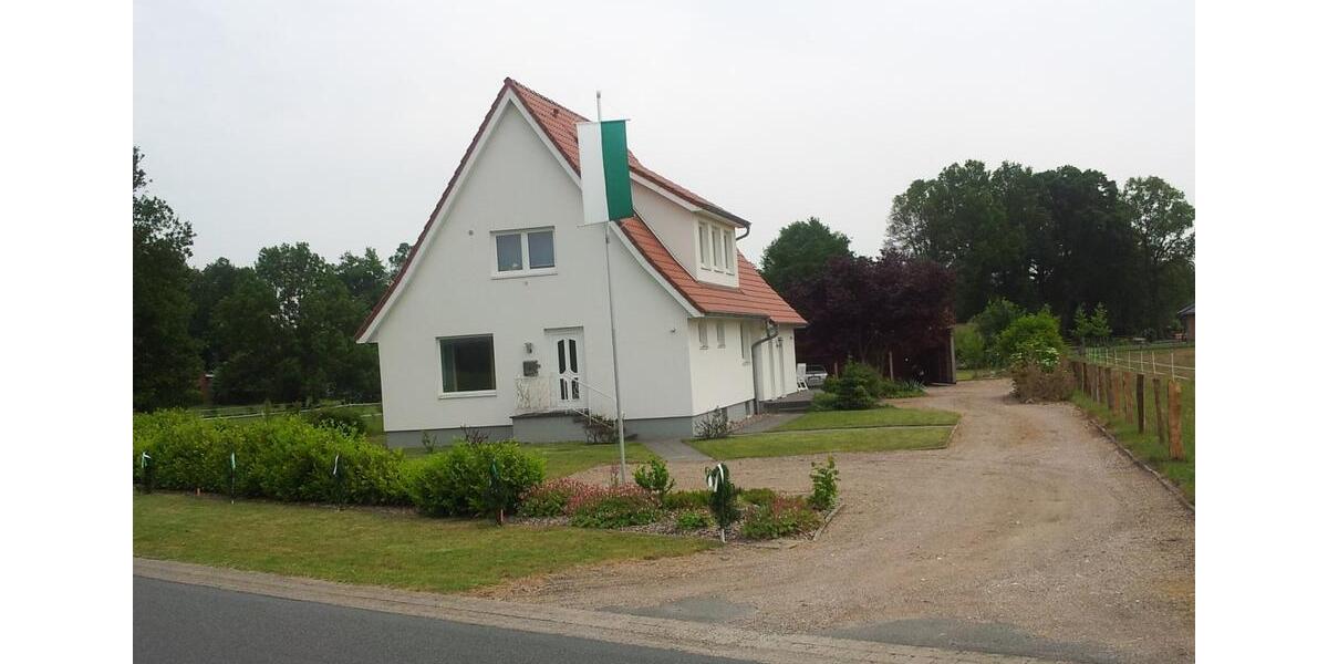 Etagenwohnung Zeven - 3 Zimmer, 15 m&sup2;, 400&euro; | Angebot:26047001