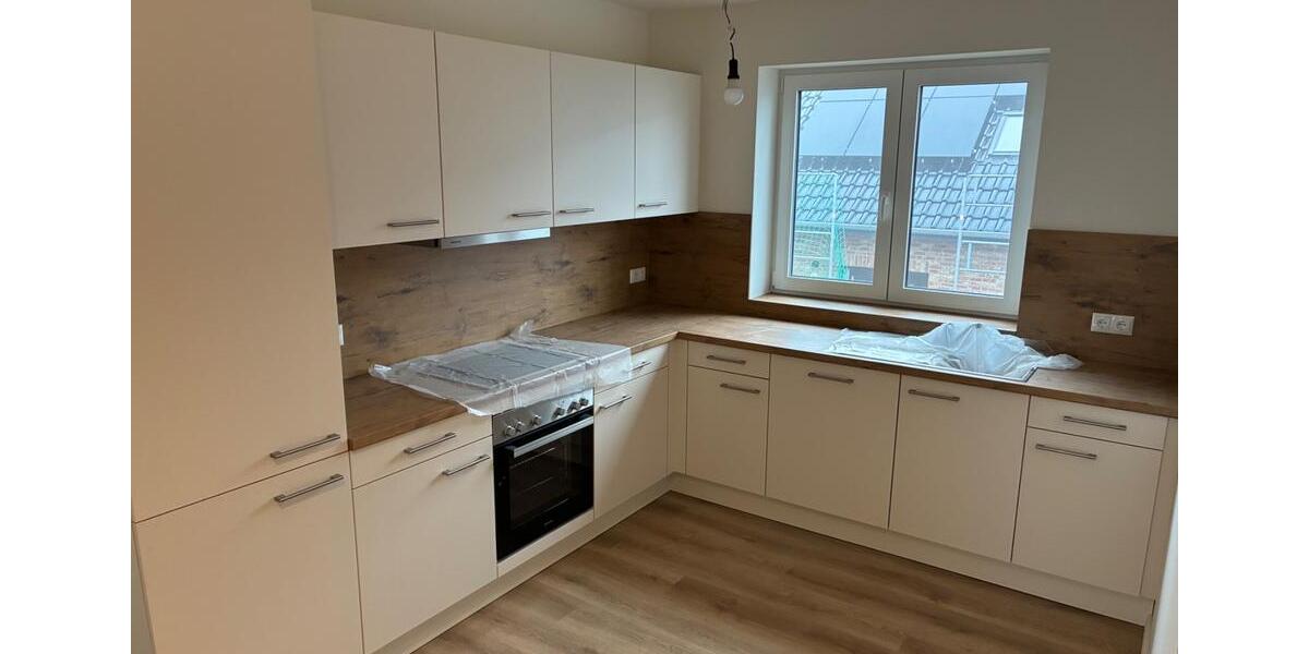 Dachgeschoßwohnung Heide - 3 Zimmer, 85 m&sup2;, 1.150&euro; | Angebot:26301899