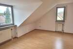 Charmante 2 Zimmer DG-Wohnung mit Balkon, EBK uvm. in Wendelstein OT.