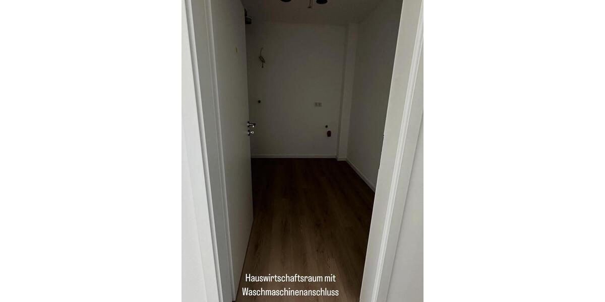Helle 2-Zimmer-Wohnung mit offener Küche und bodentiefen Fenstern 2 zimmer
