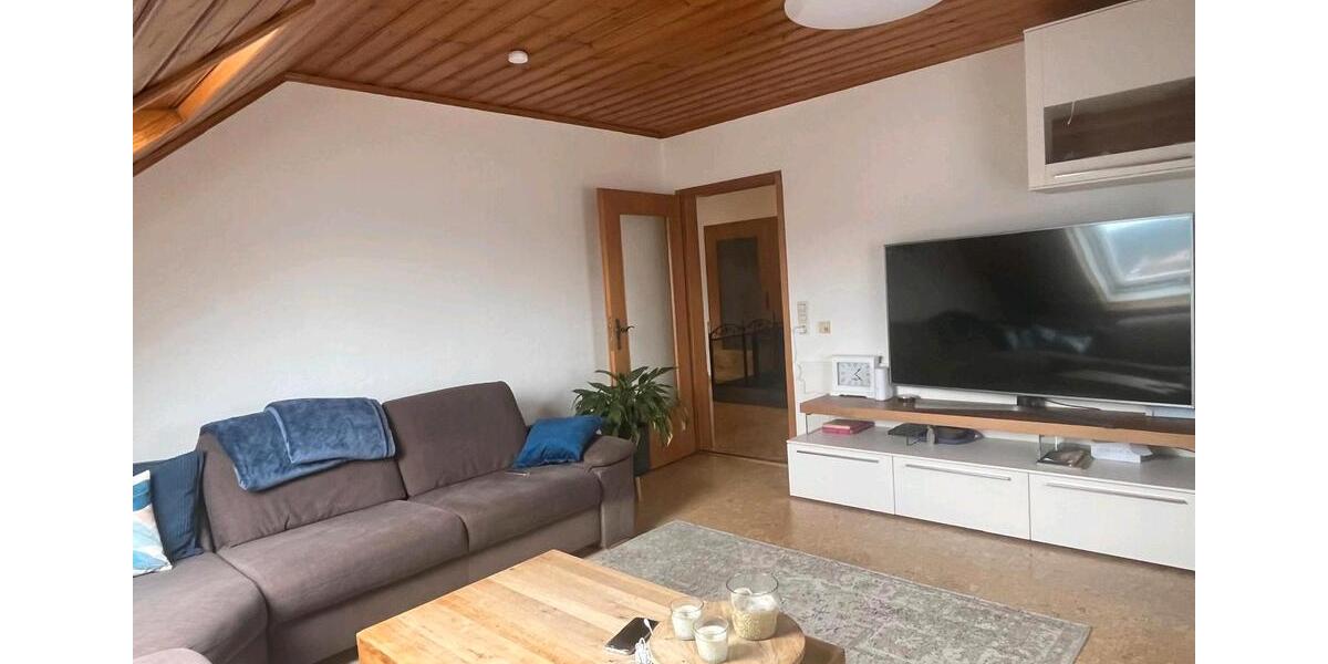 Dachgeschoßwohnung Aichstetten - 4 Zimmer, 84 m&sup2;, 1.150&euro; | Angebot:26018610